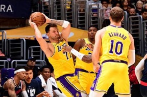 开云- 利拉德71分全场回放免费观看 