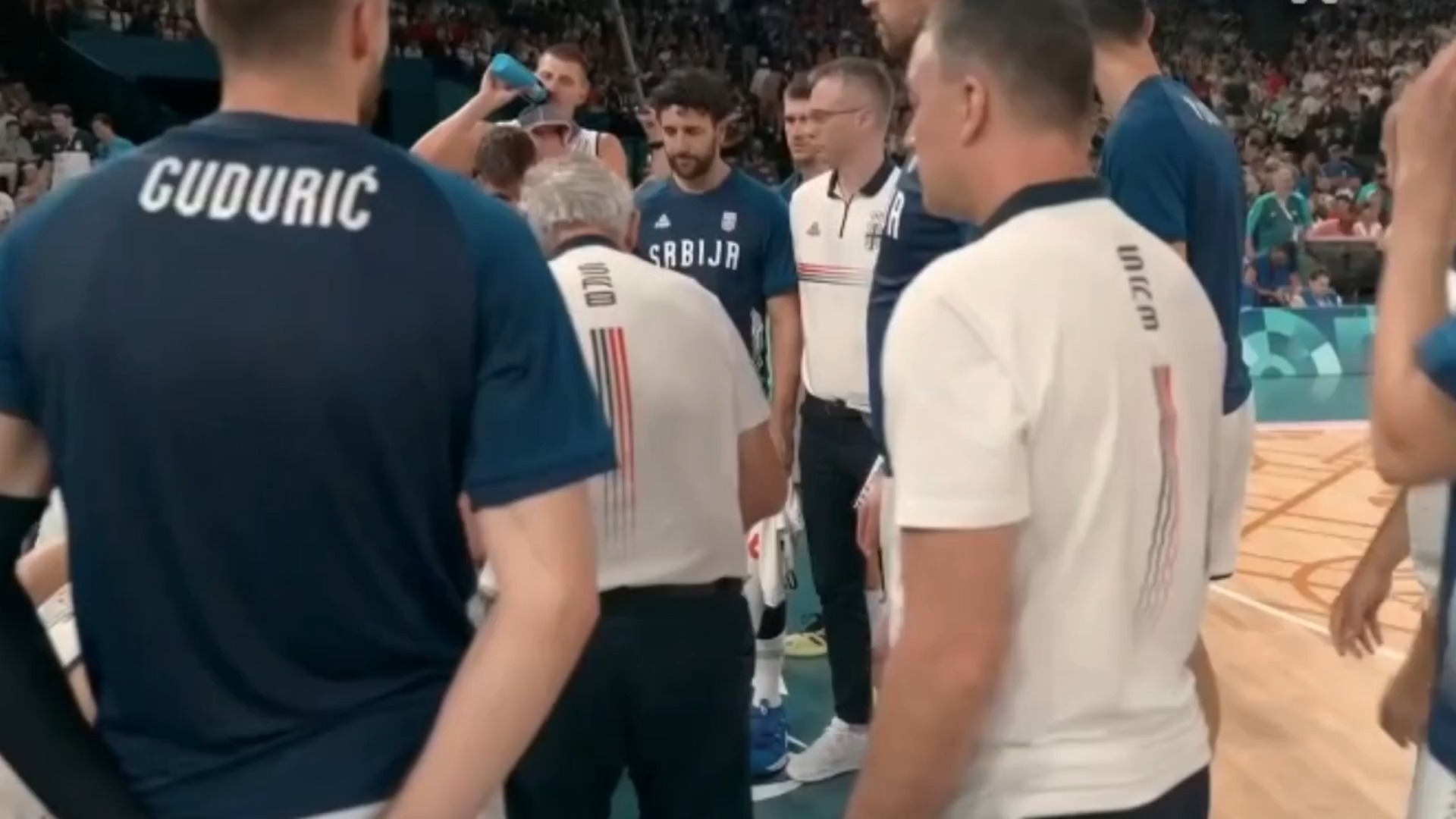 关于穆雷在MAD比赛中突破纪录，出色防守引发热议！的信息