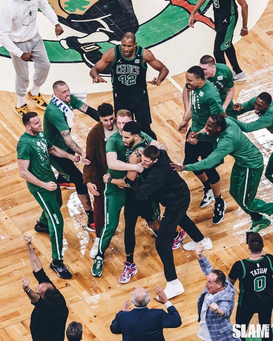 塔图姆赛事官方发布连败新规，篮网争议不断！的简单介绍